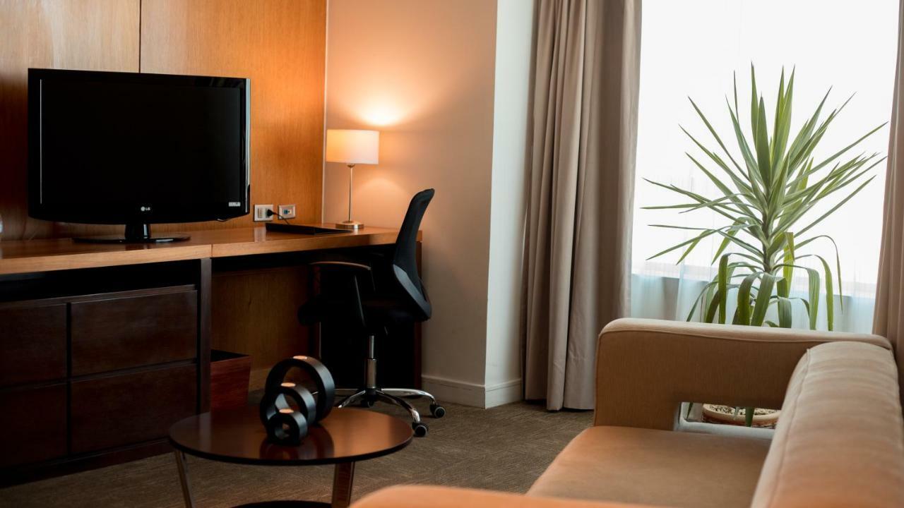 Mds Hotel Calama Extérieur photo A room at the hotel