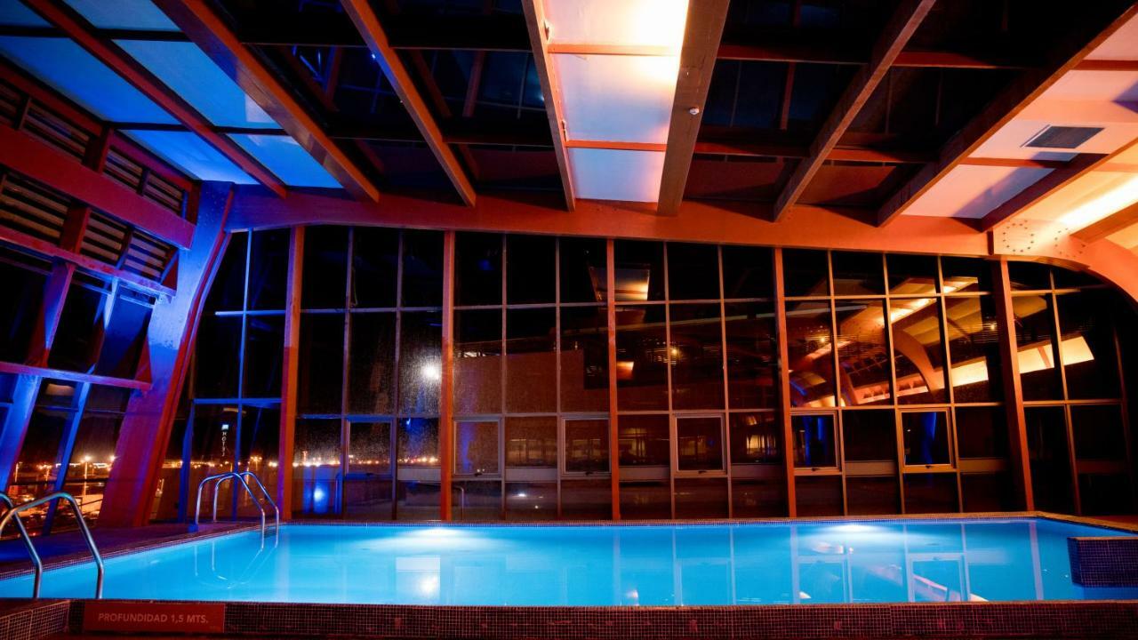Mds Hotel Calama Extérieur photo The pool at the hotel