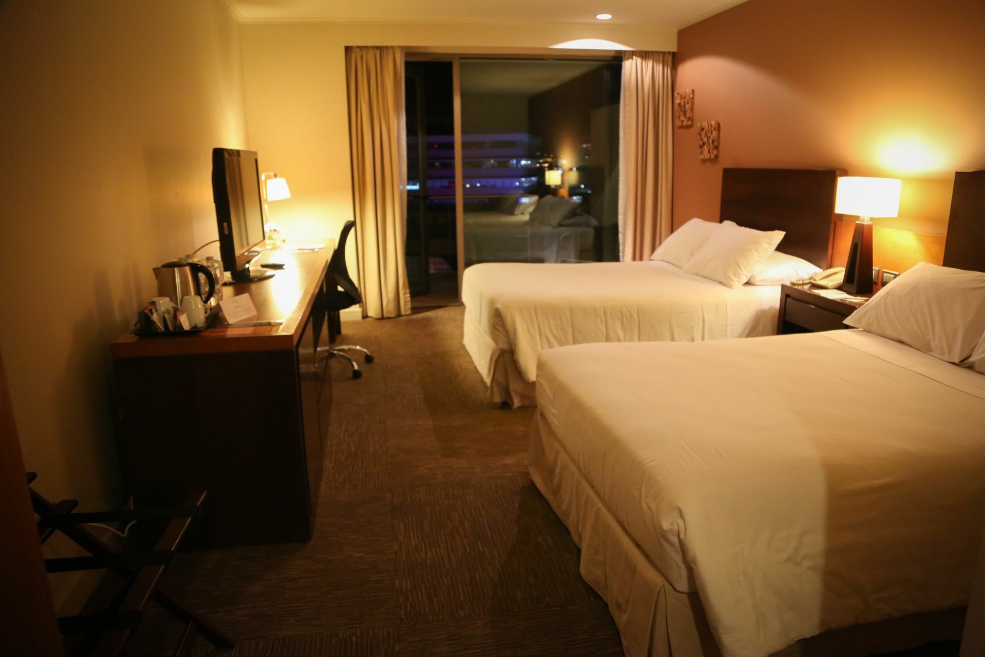 Mds Hotel Calama Extérieur photo A room at the hotel